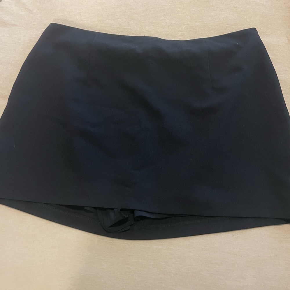 Abercrombie & Fitch Black Mini Skirt